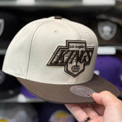 Los Angeles Kings '50th Anniversary' Creme/Brown Mitchell & Ness Snapback - Product Image