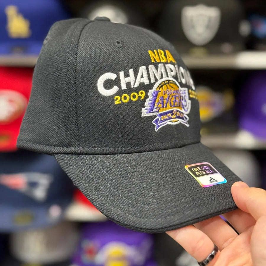 Los Angeles Lakers 'Back 2 Back NBA Champions' Adidas Ball Cap | Black - Product Image