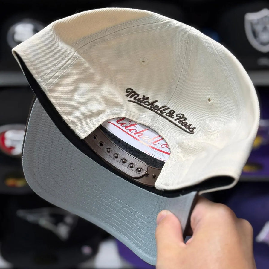 Los Angeles Lakers A-Frame Creme/Brown Mitchell & Ness Snapback - Product Image