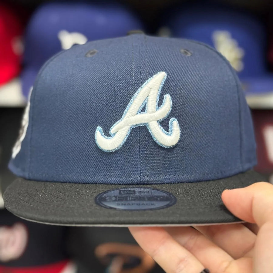 New Era Atlanta Braves '1999 World Series' Dark Blue/Black 9FIFTY Snapback - Product Image