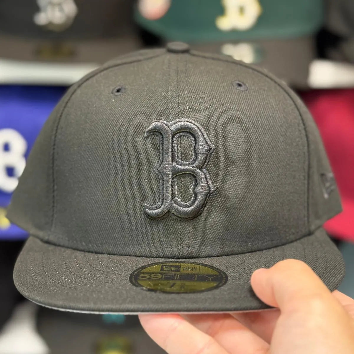 New Era Boston Red Sox All Black 59FIFTY Fitted Hat - Product Image