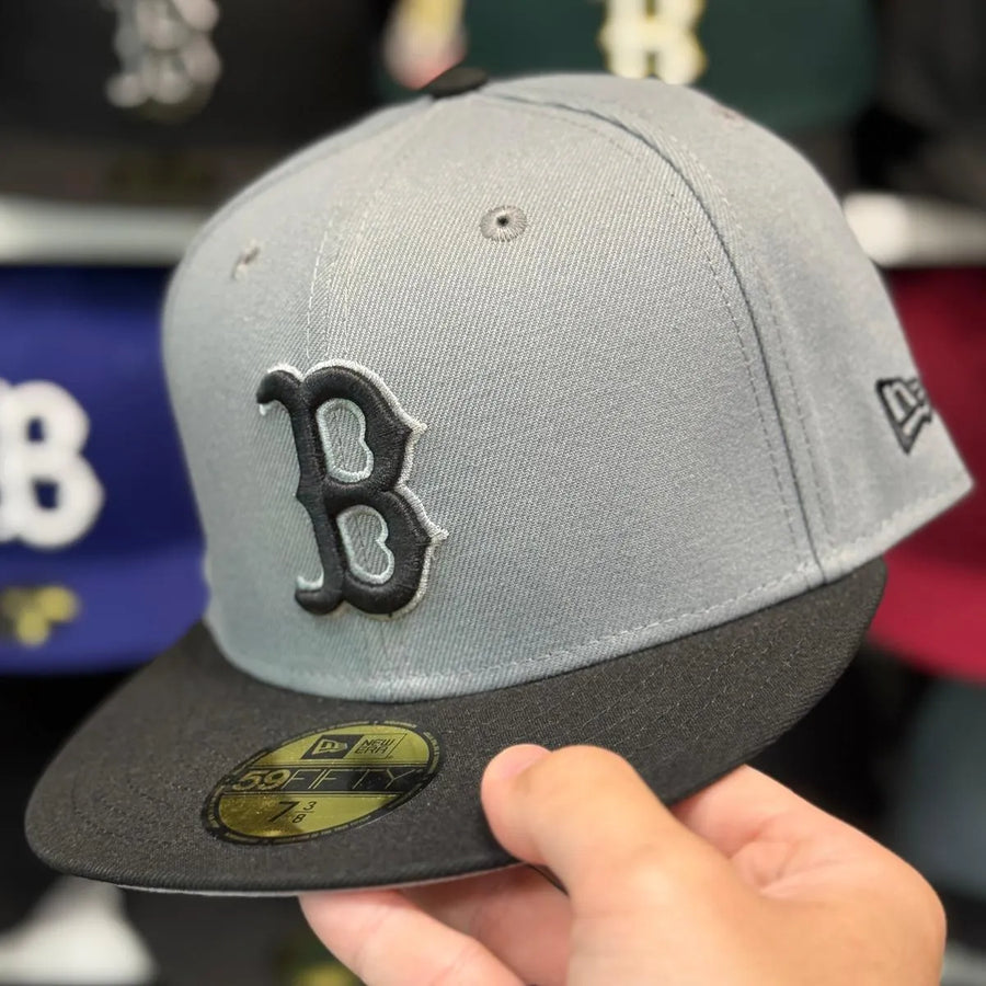 New Era Boston Red Sox Grey/Black 59FIFTY Fitted Hat - Product Image