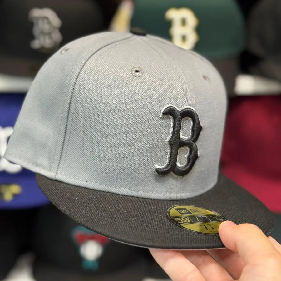 New Era Boston Red Sox Grey/Black 59FIFTY Fitted Hat - Product Image