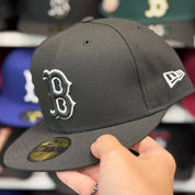 New Era Boston Red Sox 'Outline Logo' Black 59FIFTY Fitted Hat - Product Image