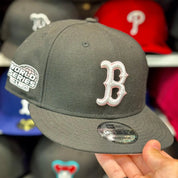 New Era Boston Red Sox '2004 World Series' Black/Pink Paisley 9FIFTY Snapback - Product Image
