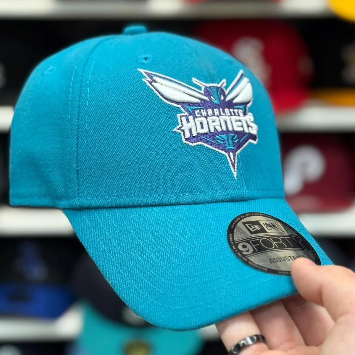 New Era Charlotte Hornets Turquoise 9FORTY Baseball Cap - Product Image
