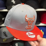 New Era Chicago Bulls Vintage Silver/Red 9FIFTY Strap-Back