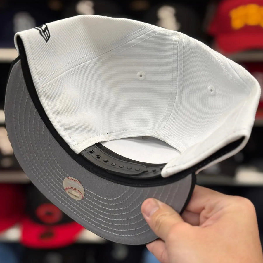 New Era Chicago Cubs 'Wrigley Field' White/Black 9FIFTY Snapback - Product Image