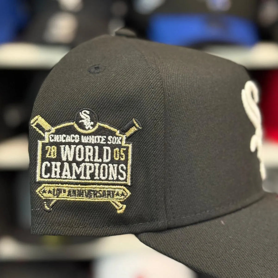 New Era Chicago White Sox '2005 World Champions' A-Frame Black 9FORTY Snapback | Red Under Brim - Product Image