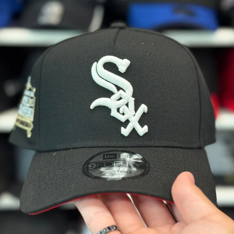 New Era Chicago White Sox '2005 World Champions' A-Frame Black 9FORTY Snapback | Red Under Brim - Product Image