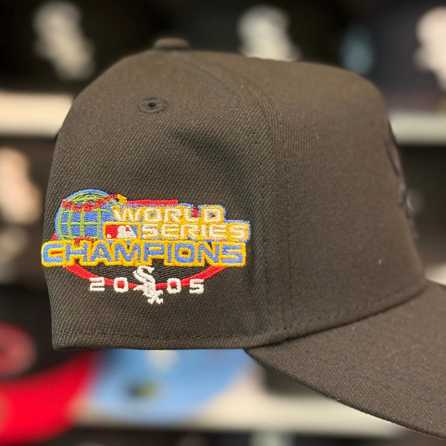 New Era Chicago White Sox '2005 World Series' A-Frame All Black 9FORTY Snapback - Scarlet - Product Image