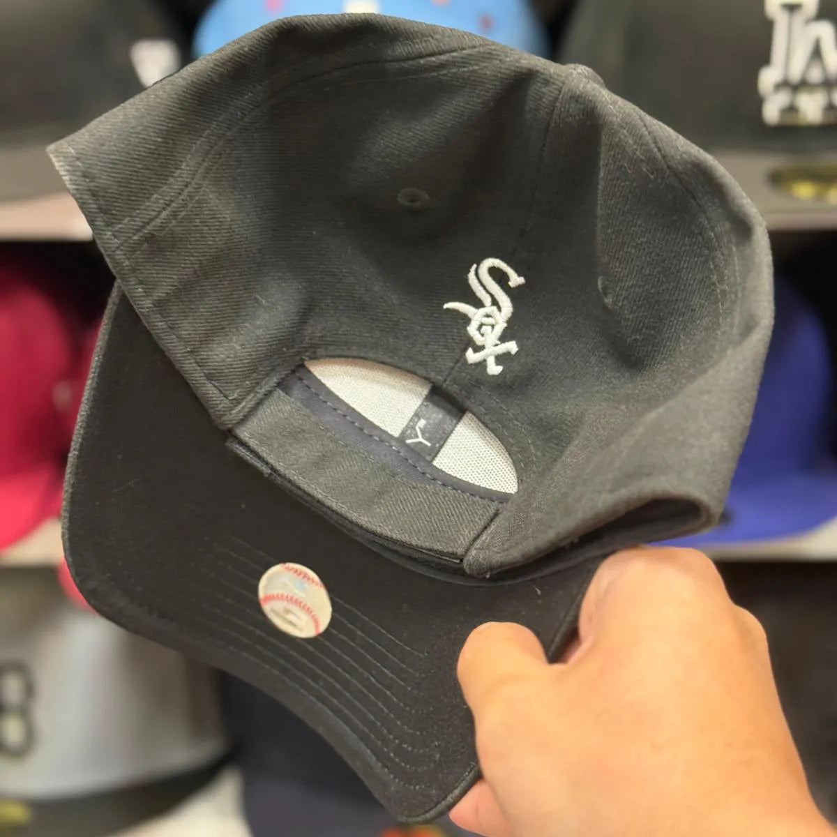 New Era Chicago White Sox Black/White 9FORTY Baseball Cap - Product Image