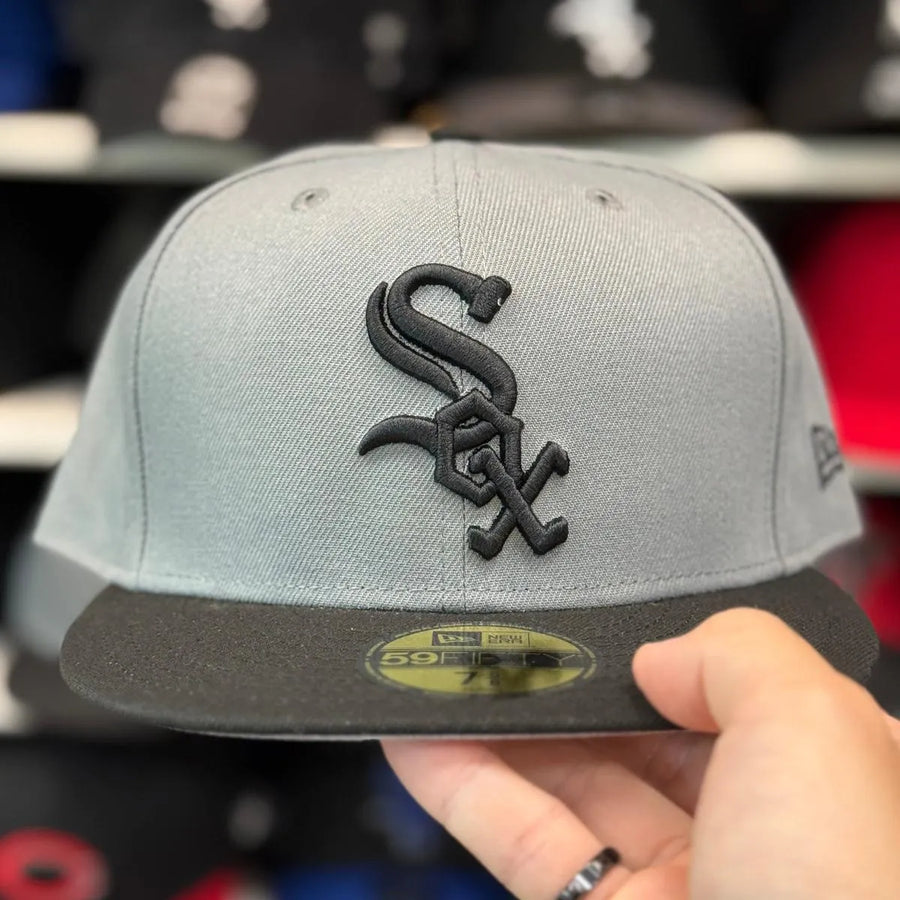 New Era Chicago White Sox Grey/Black 59FIFTY Fitted Hat - Product Image