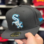 New Era Chicago White Sox 'Outline Logo' Black 59FIFTY Fitted Hat - Product Image