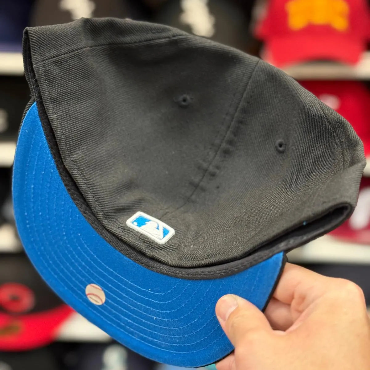 New Era Chicago White Sox 'Outline Logo' Black 59FIFTY Fitted Hat - Product Image