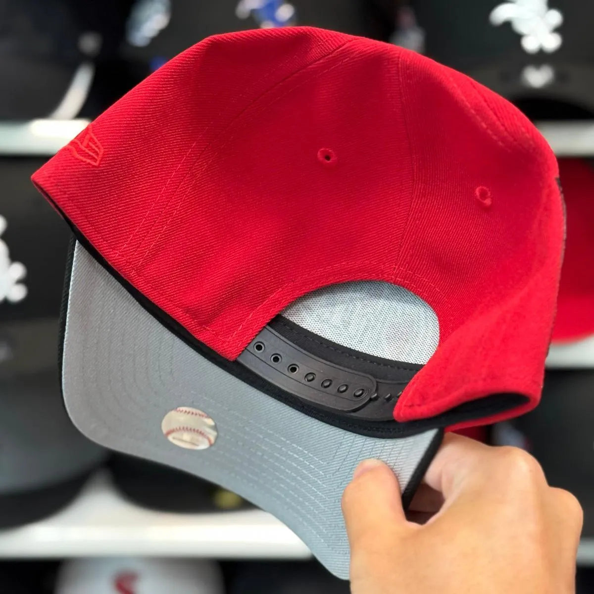 New Era Chicago White Sox Script Logo '95 Years' A-Frame Red/Black 9FORTY Snapback - Product Image