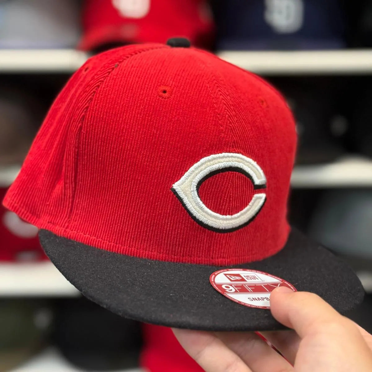 New Era Cincinnati Reds Corduroy Red/Black 9FIFTY Snapback - Product Image