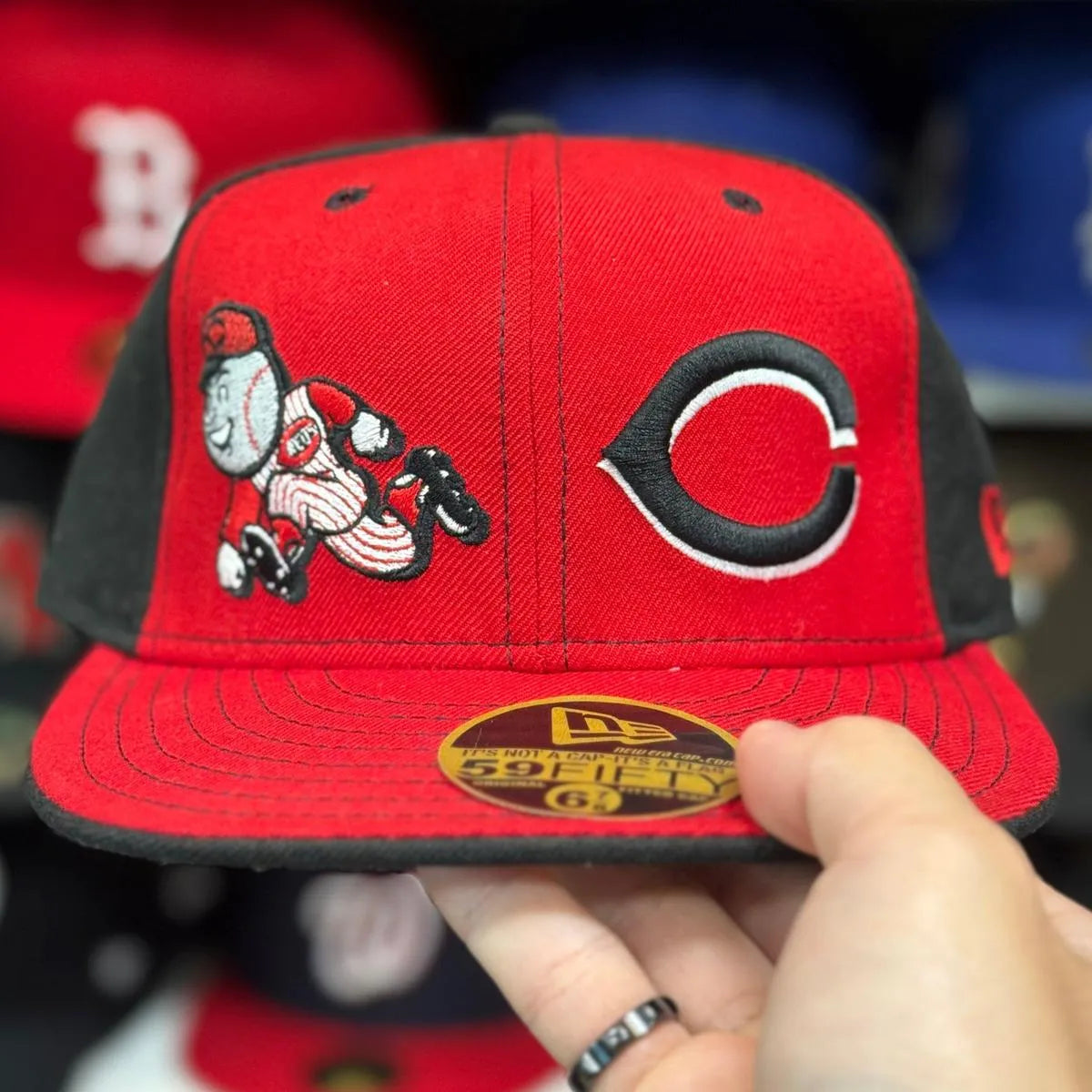 Black 59FIFTY Fitted Hat - Product Image