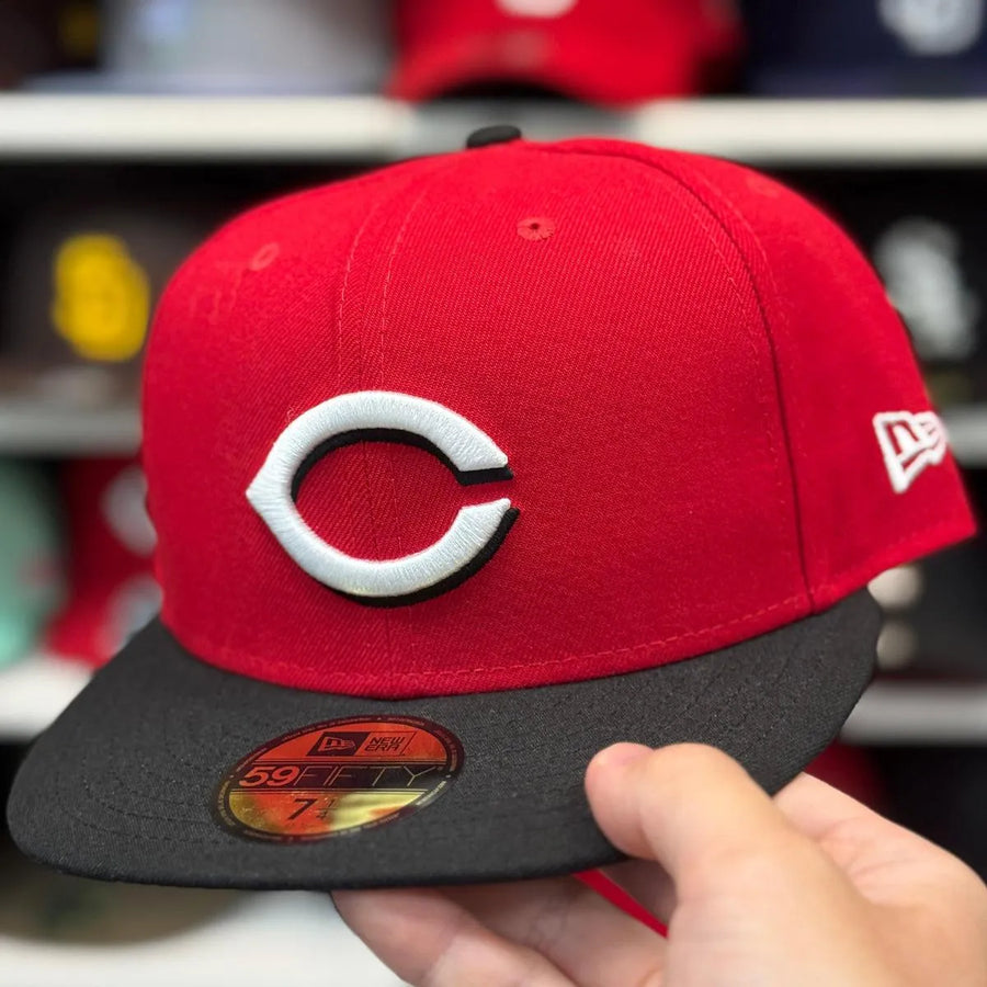 New Era Cincinnati Reds Red/Black 59FIFTY Fitted Hat - Product Image