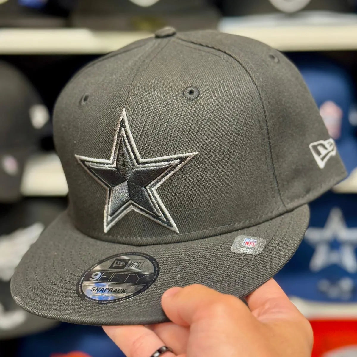 New Era Dallas Cowboys Black 9FIFTY Snapback - Product Image