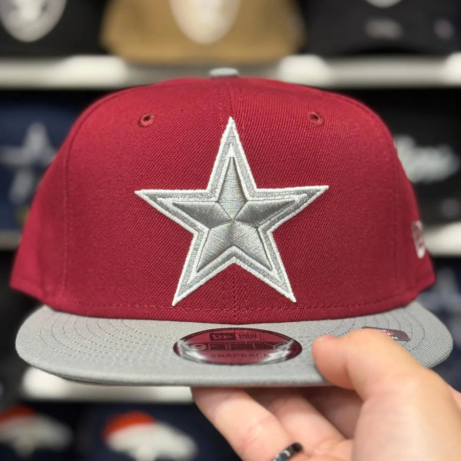 New Era Dallas Cowboys Maroon/Grey 9FIFTY Snapback - Product Image