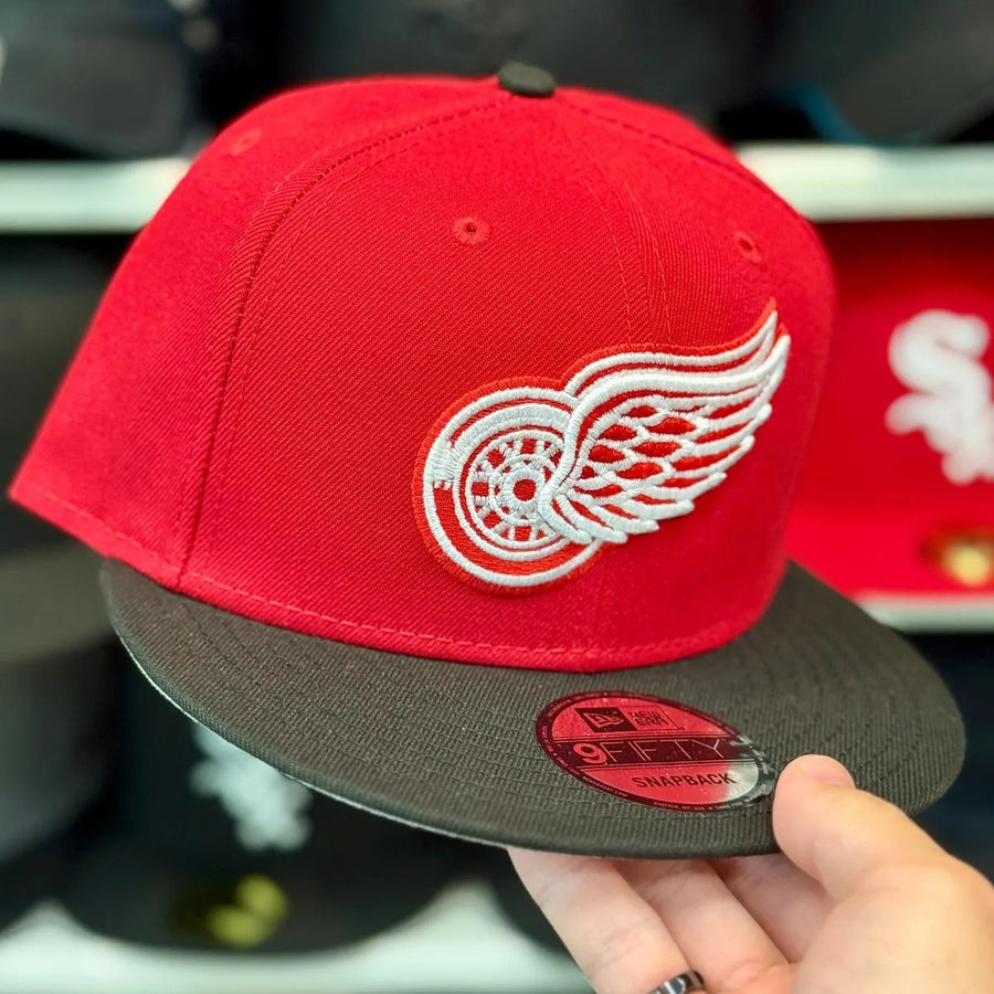 New Era Detroit Red Wings Red/Black 9FIFTY Snapback - Product Image