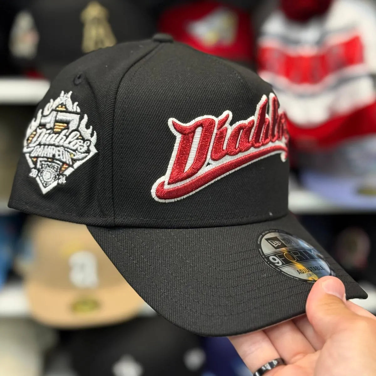 New Era Diablos Rojos del México Script '2024 Campeon' A-Frame Black/Red 9FORTY Snapback | Glow in the Dark - Product Image