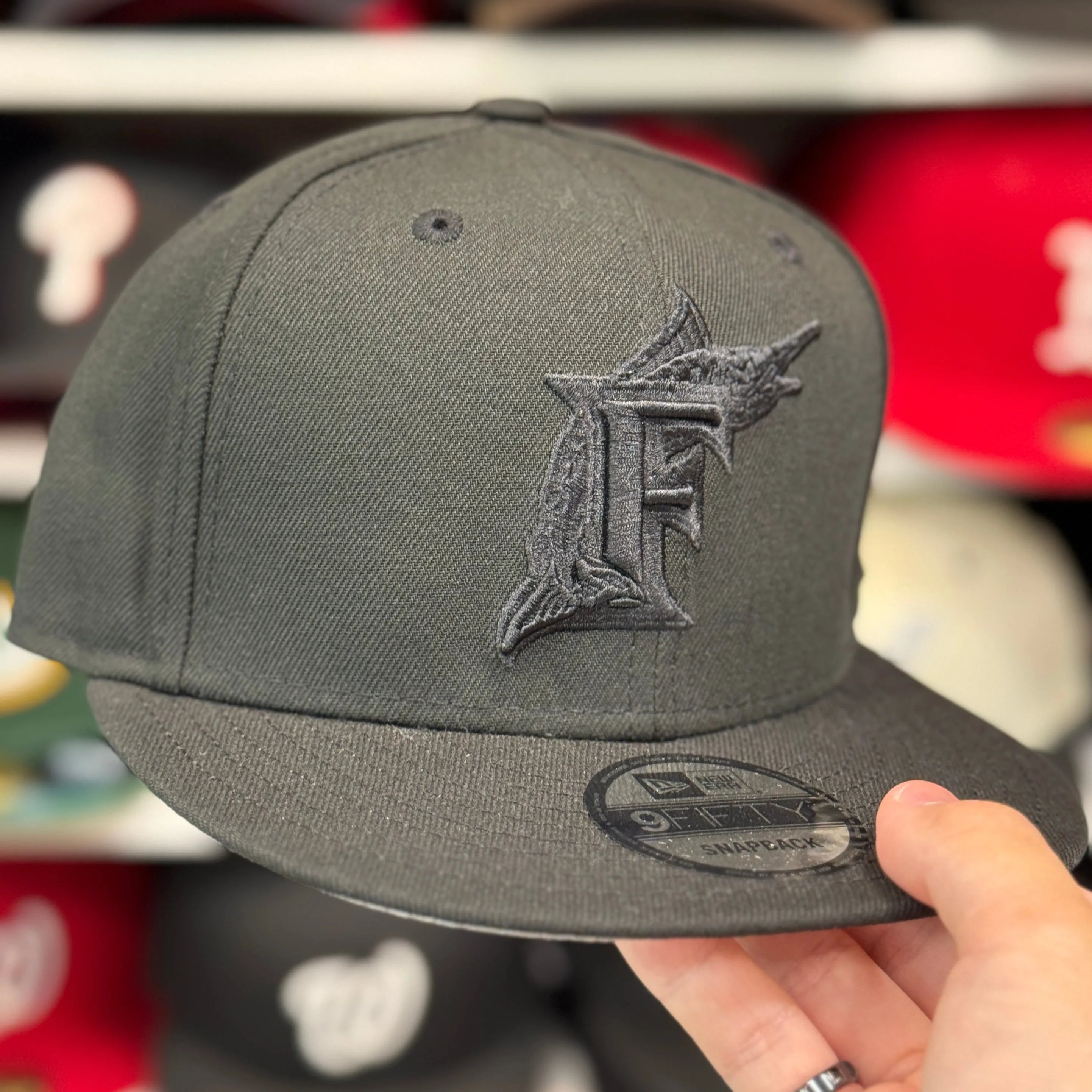 New Era Florida Marlins All Black 9FIFTY Snapback - Product Image