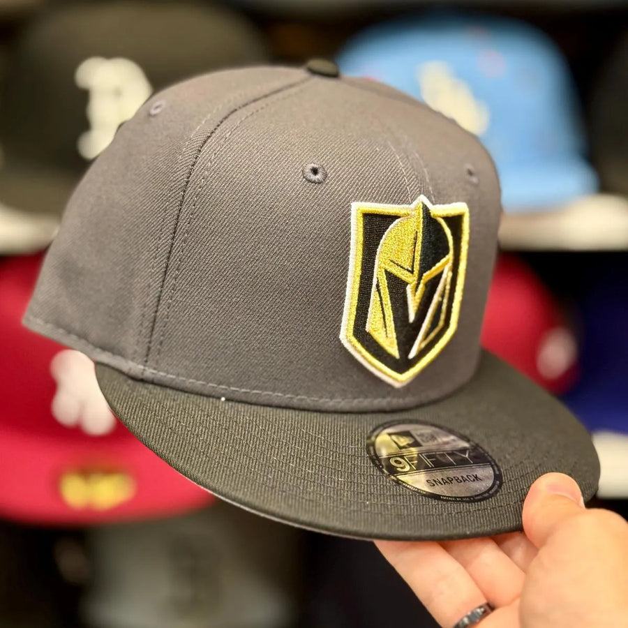 New Era Las Vegas Golden Knights Gray/Black 9FIFTY Snapback - Product Image