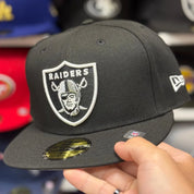 New Era Las Vegas Raiders Black 59FIFTY Fitted Hat - Product Image