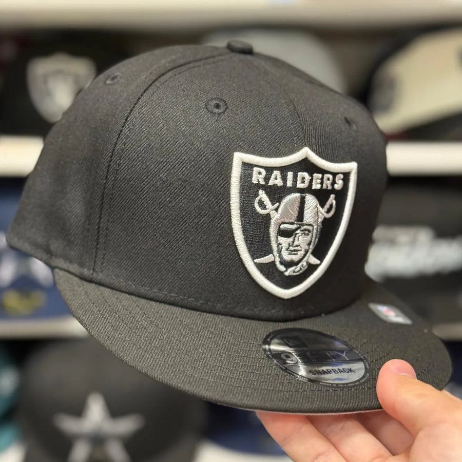 New Era Las Vegas Raiders Black 9FIFTY Snapback - Product Image