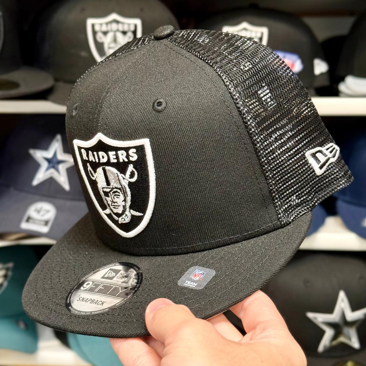 New Era Las Vegas Raiders Black/White 9FIFTY Trucker Snapback - Product Image