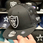 New Era Las Vegas Raiders Black/White 9FIFTY Trucker Snapback - Product Image