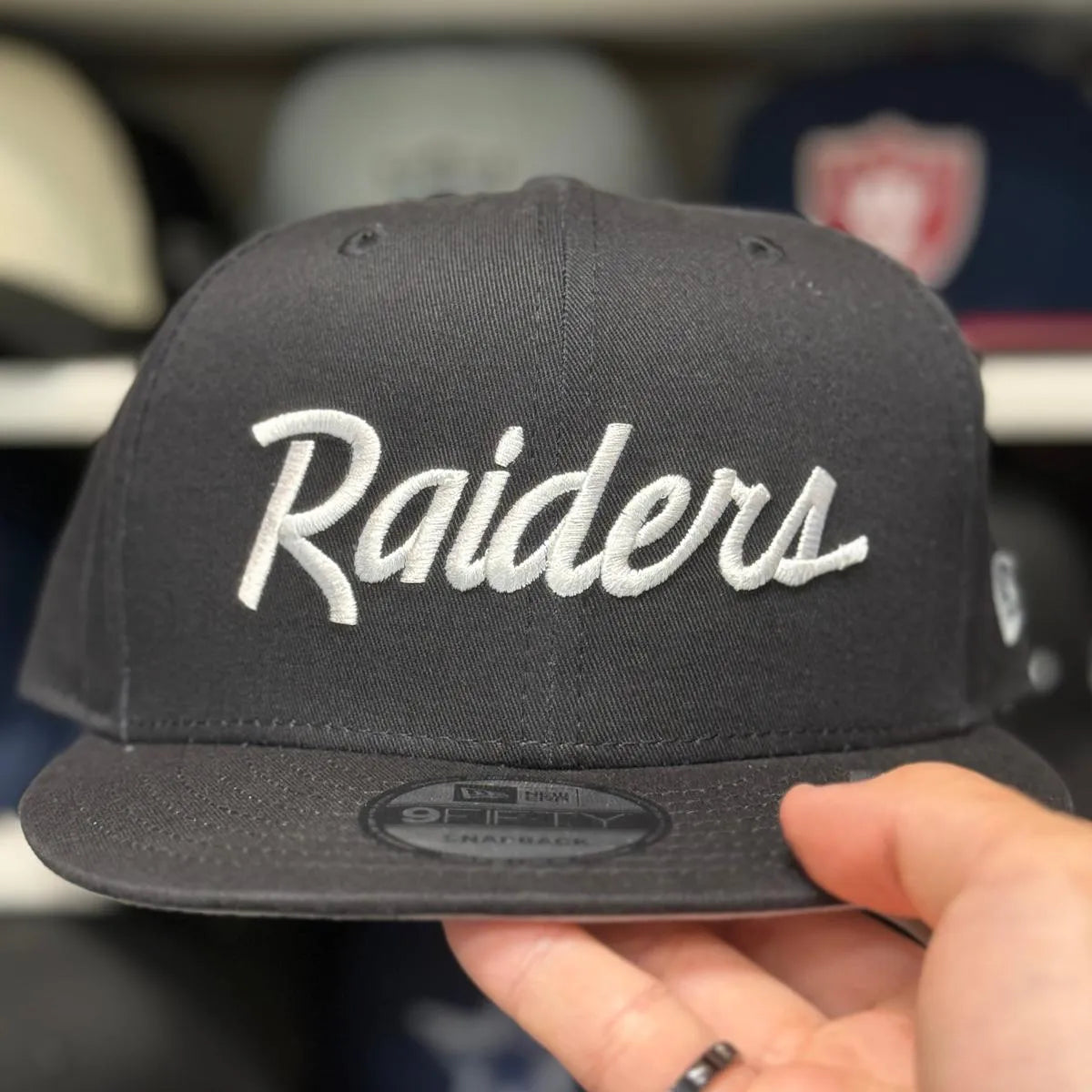 New Era Las Vegas Raiders 'Script Logo' 9FIFTY Snapback - Product Image