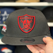 New Era Las Vegas Raiders 'XVIII Super Bowl' Black 9FIFTY Snapback - Product Image