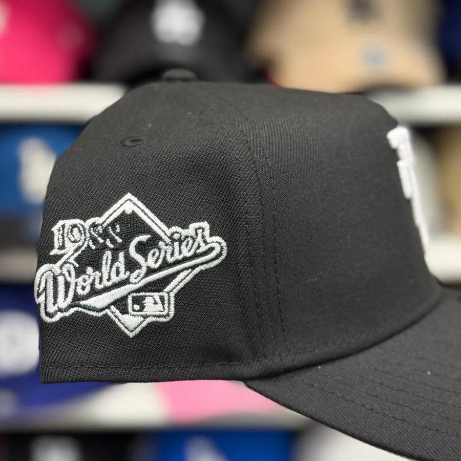 New Era Los Angeles Dodgers '1988 WS Upside Down Logo' A-Frame Black/White 9FORTY Snapback - Product Image
