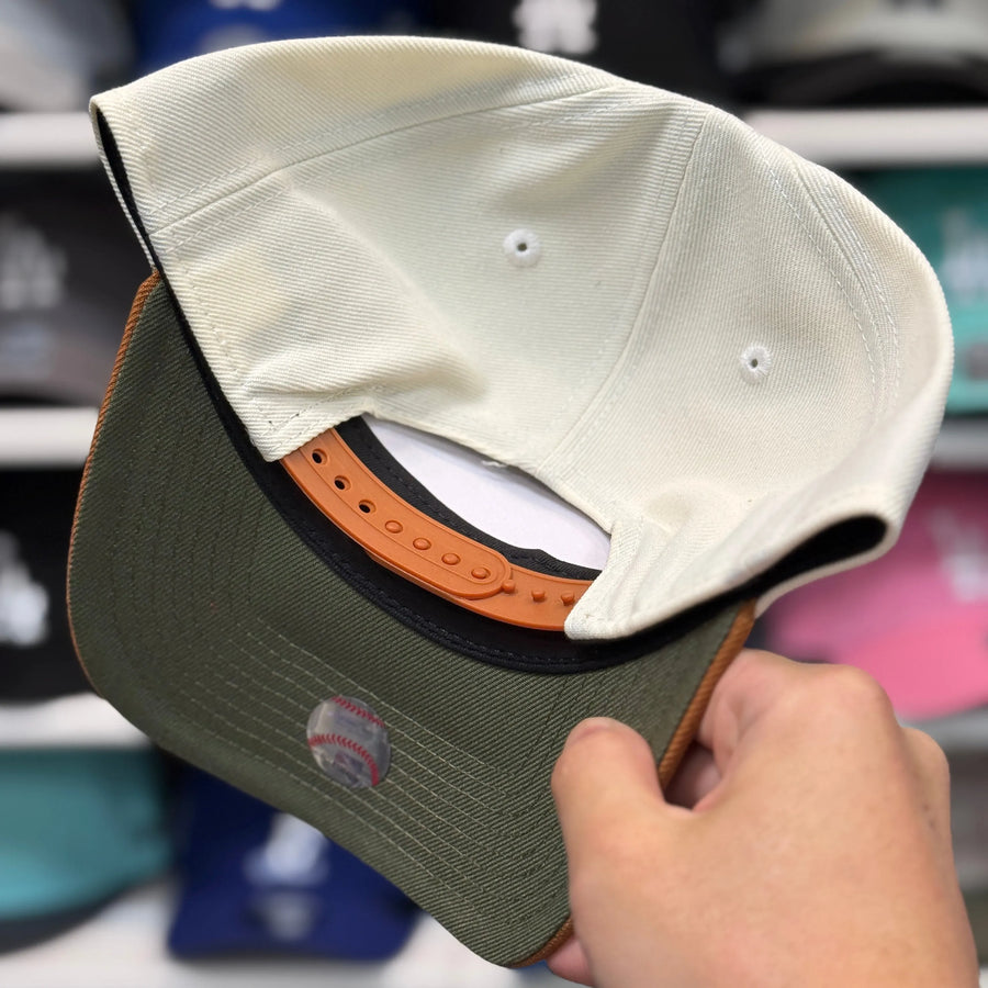 New Era Los Angeles Dodgers '2025 World Series Champions' A-Frame Creme/Earthy Brown 9FORTY Snapback - Product Image