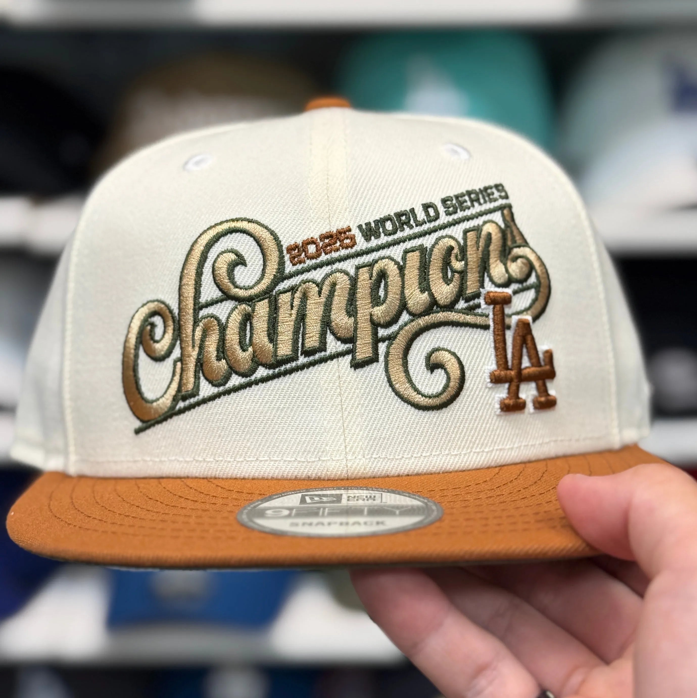 New Era Los Angeles Dodgers '2025 World Series Champions' Creme/Earthy Brown 9FIFTY Snapback - Product Image