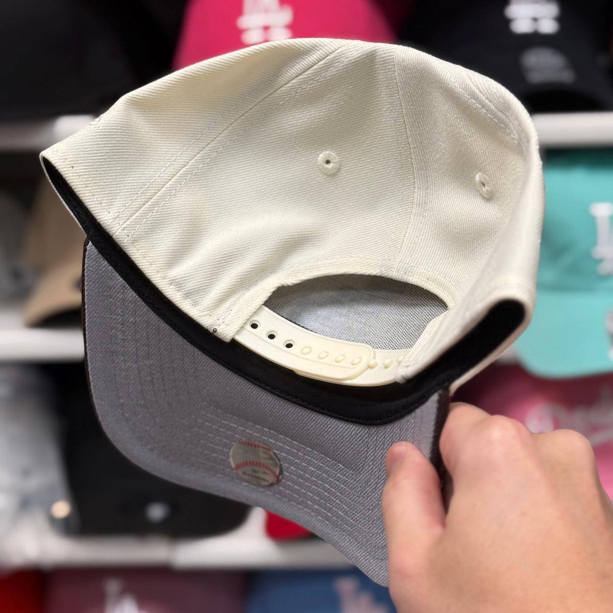 New Era Los Angeles Dodgers '40th Anniversary' A-Frame Creme/Rust 9FORTY Snapback - Product Image