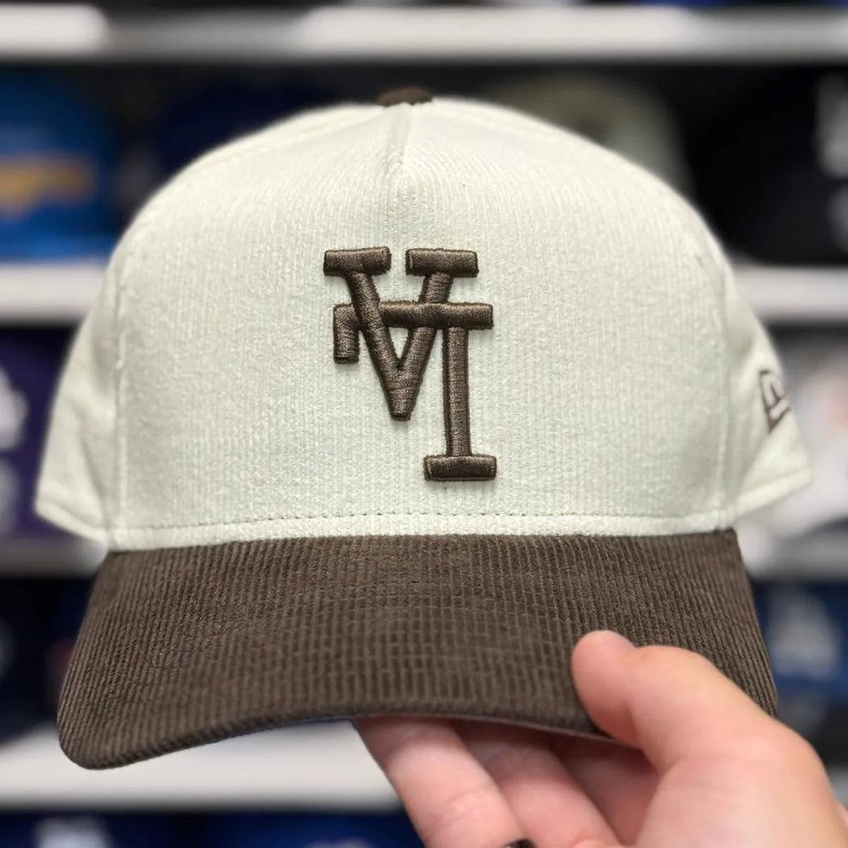 New Era Los Angeles Dodgers A-Frame Creme/Brown 9FORTY Snapback - Product Image
