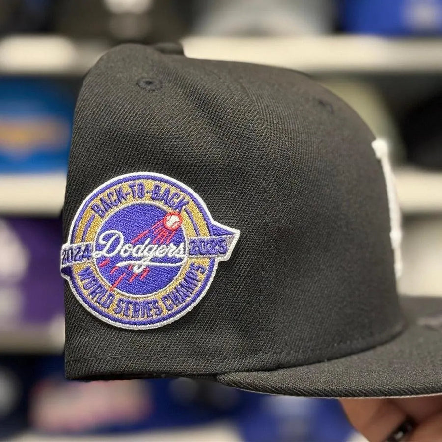 New Era Los Angeles Dodgers 'Back to Back World Series Champs' Black 9FIFTY Snapback - Product Image