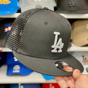 New Era Los Angeles Dodgers Black/White 9FIFTY Trucker Snapback - Product Image