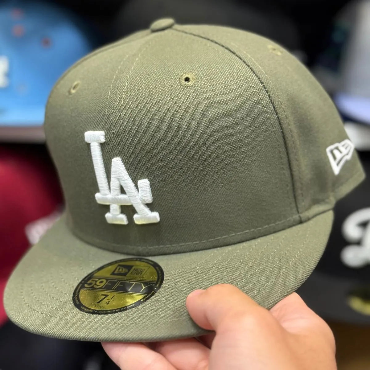 New Era Los Angeles Dodgers Olive 59FIFTY Fitted Hat - Product Image