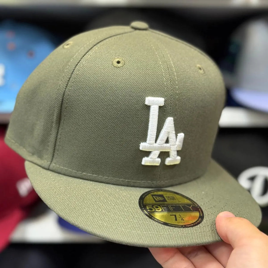 New Era Los Angeles Dodgers Olive 59FIFTY Fitted Hat - Product Image