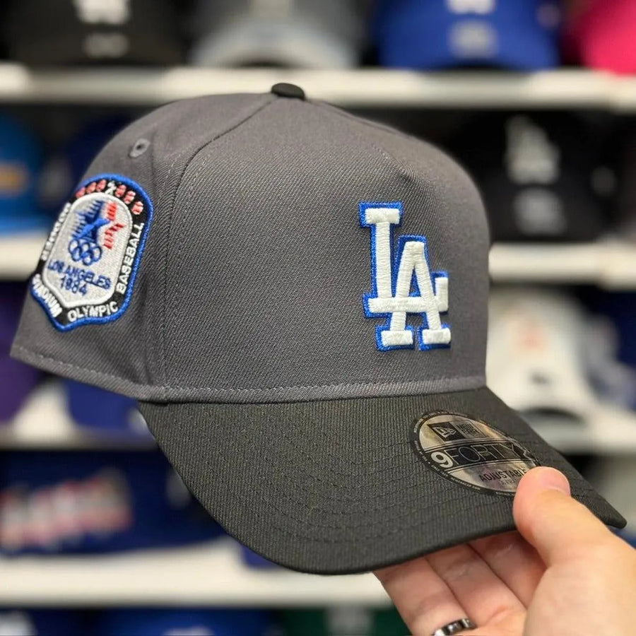 New Era Los Angeles Dodgers 'Olympic Stadium' A-Frame Grey/Black 9FORTY Snapback - Product Image