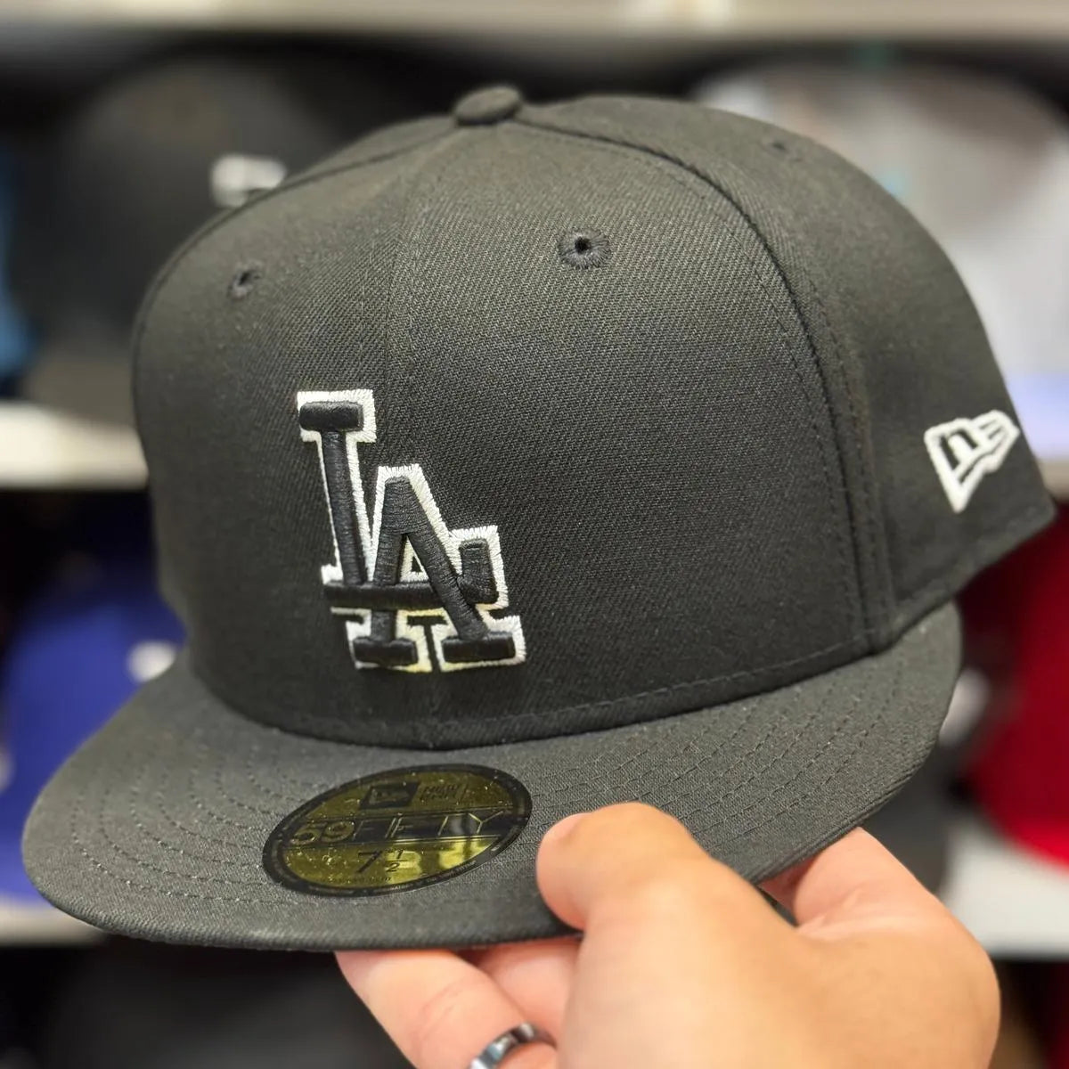 New Era Los Angeles Dodgers 'Outline Logo' Black 59FIFTY Fitted Hat - Product Image