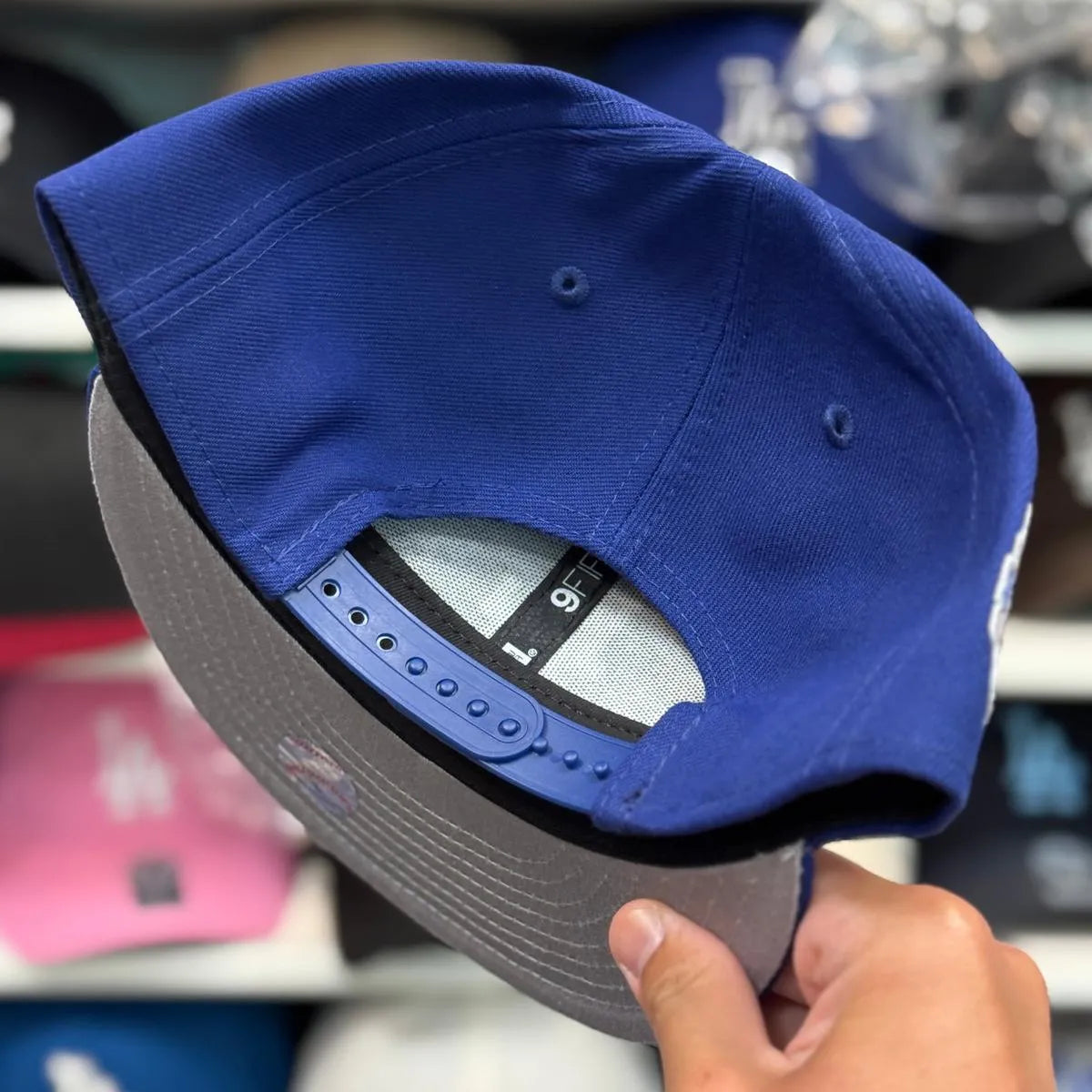 New Era Los Angeles Dodgers 'Sakura: Ohtani, Sasaki, Yamamoto' Blue 9FIFTY Snapback - Product Image