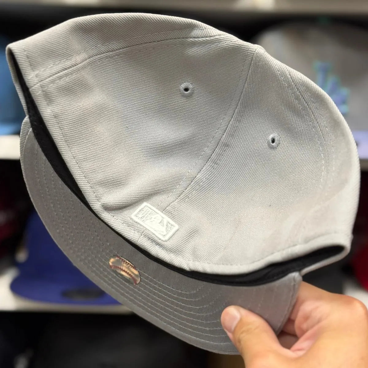 New Era Los Angeles Dodgers Silver 59FIFTY Fitted Hat - Product Image
