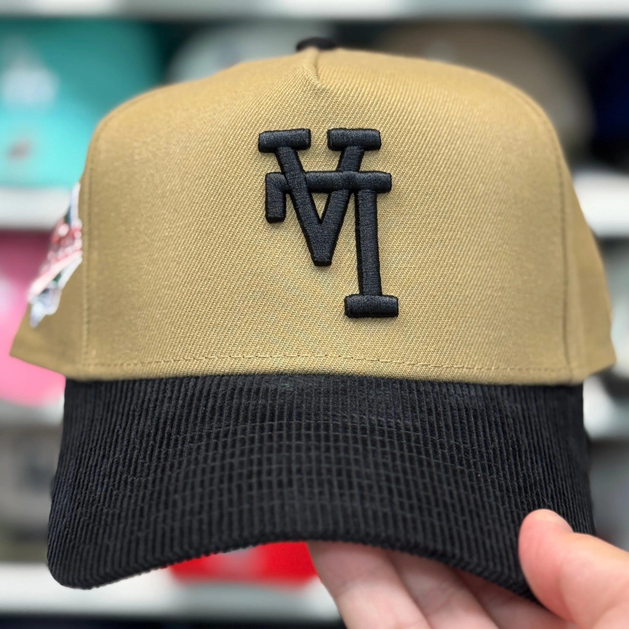 New Era Los Angeles Dodgers Upside Down Logo '1988 World Series' A-Frame Dessert/Black Corduroy 9FORTY Snapback - Product Image