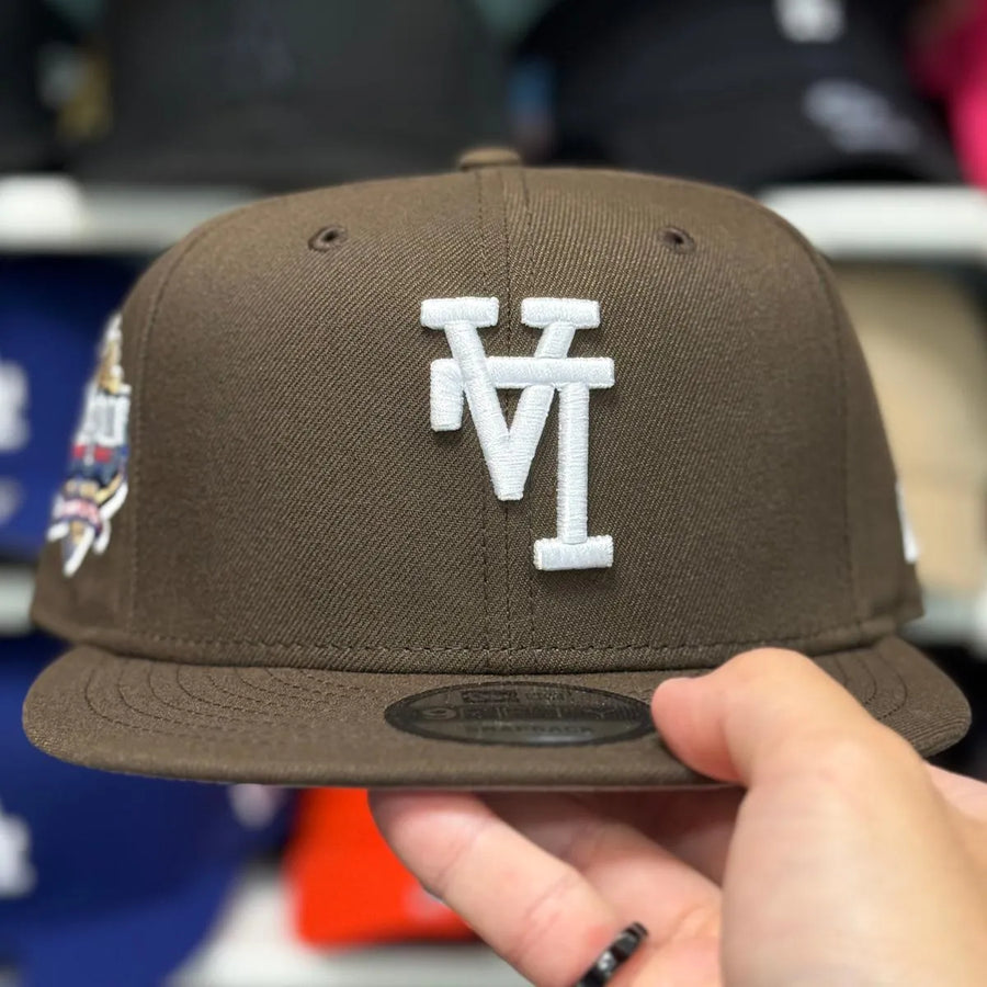New Era Los Angeles Dodgers Upside Down Logo '40th Anniversary' Brown/Yellow 9FIFTY Snapback - Product Image